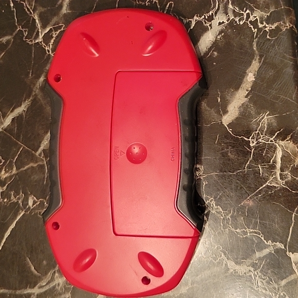 Vintage GAME PLAYER HANDHELD ELECTRONIC GAME RED & BLACK - Picture 2 of 5